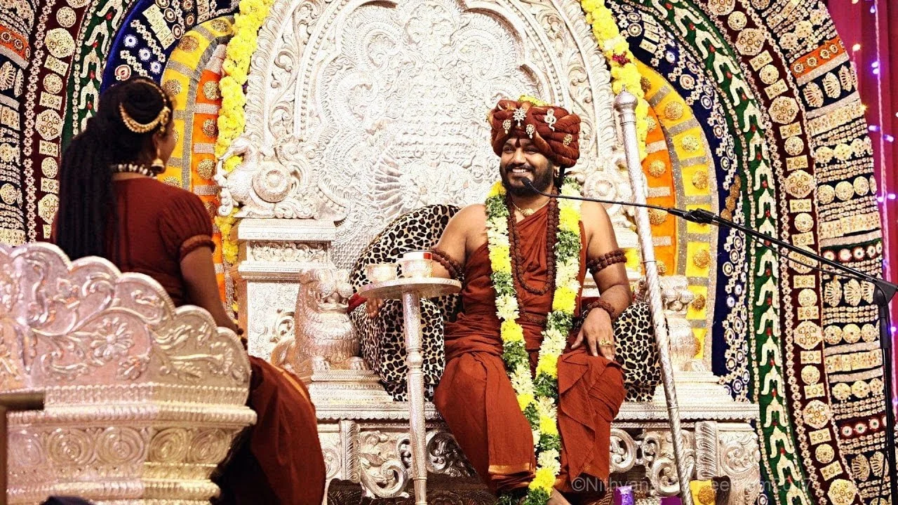 பரமஹம்ச நித்யானந்தரோடு - ஒரு நேர்காணல் - " அவதாரத்தோடு ஆன்மீக கேள்விகள் "