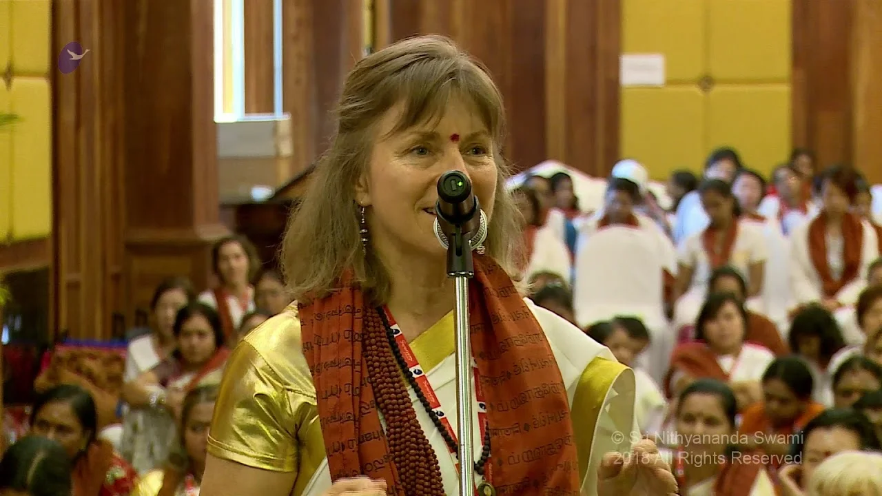 Living the Science of Advaita